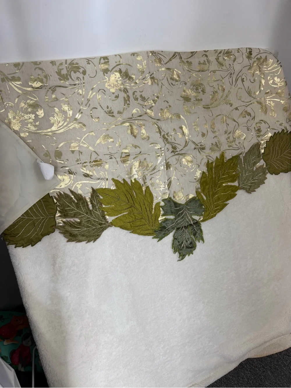 Pier 1 Imports Fireplace Mantel Scarf Harvest Autumn Fall Leaves Decor Linen